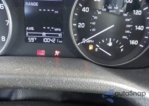 2017 Hyundai Elantra Se из США, поврежденный, VIN 5NPD84LFXHH084649